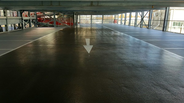 extra large direction arrow stencil for carpark