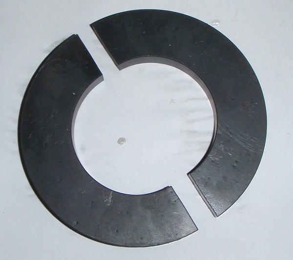 ferrite toroidal core disc cut in half